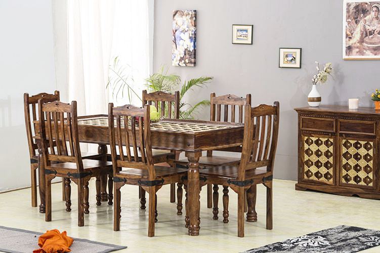 Quantum Dining Table Set